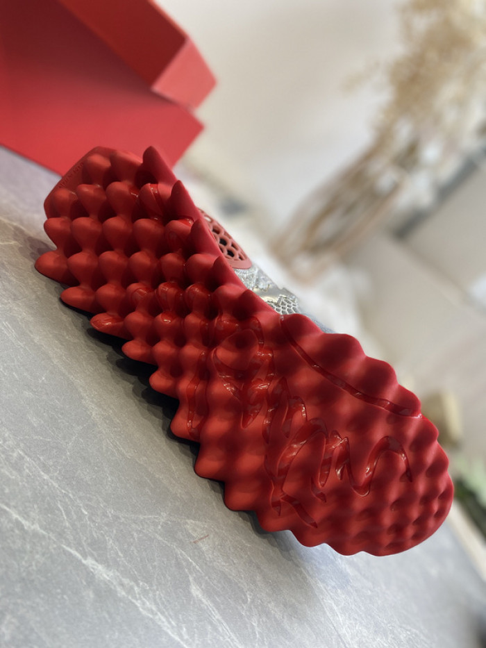 CHRISTIAN LOUBOUT1N Loubishark man (CUSTOMIZE)