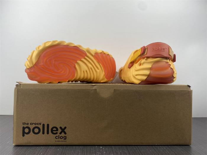 Cr*0*s pollex clog by salehe bembury urchin