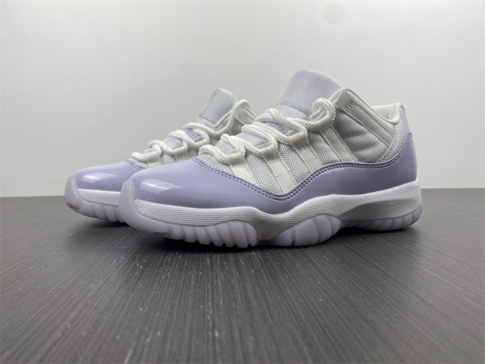 air jordan 11 retro low pure violet ah 7860-101