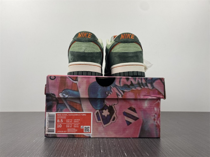 katsuhiro otomo x nike dunk low "steam boy"