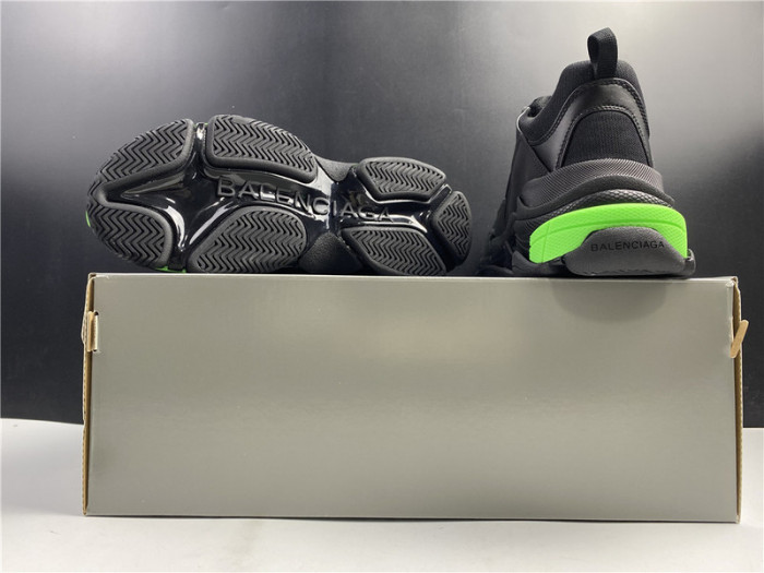 blc* triple s trainer