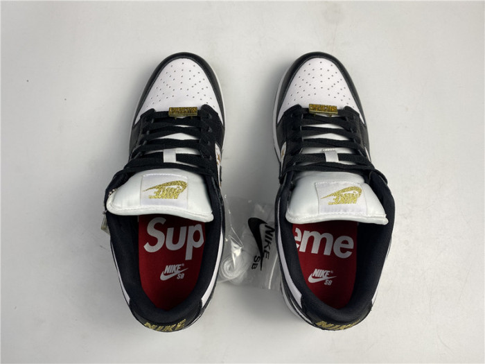 Supre* X Dunk Low OG SB QS 