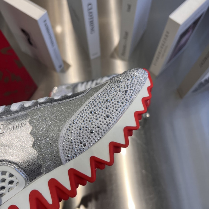 CHRISTIAN LOUBOUT1N Loubishark man (CUSTOMIZE)