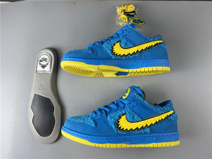 nike sb dunk low grateful dead bears cj5378-400