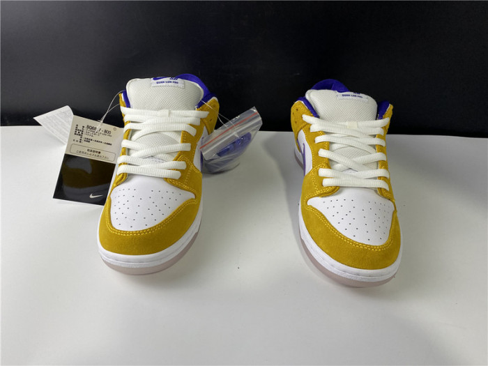 nike sb dunk low laser orange bq6817-800