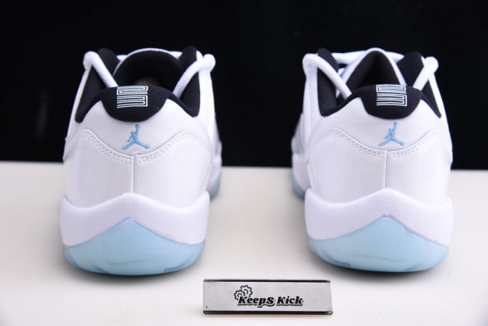 air jordan 11 low "legend blue" av2187-117