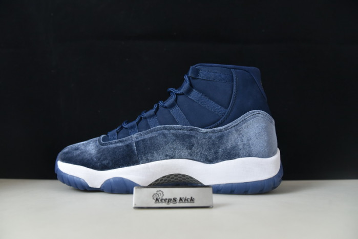 air jordan 11 velvet “midnight navy” ar0715-441